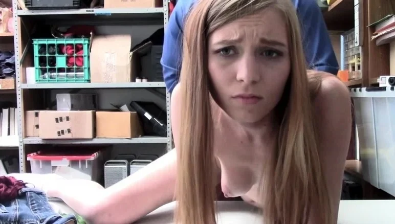 Officer finally fucks Shoplifter Ava