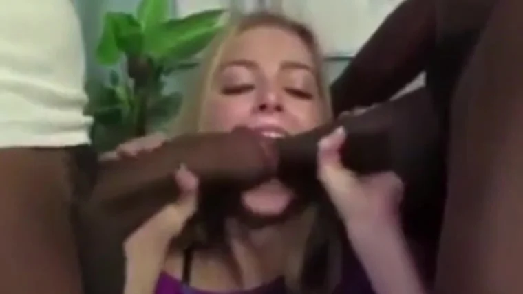 Amateur White Girls Sucking BBC Comp - 9