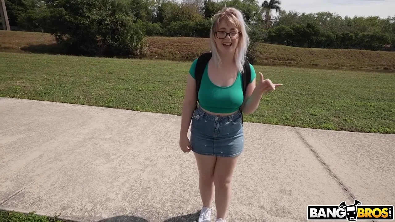 Nerdy Blonde Takes Big Dick - Annie Archer