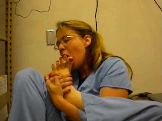 Real Nurse Sucks Toes In Hospital Closet