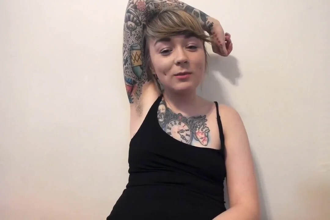 feliciafisher shaved armpit worship