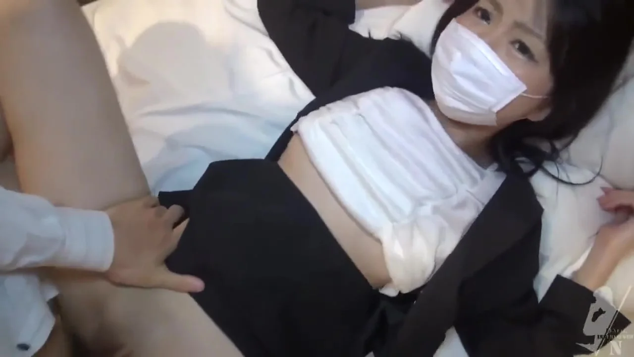 Gentleman Is Pounding Amateur Bitch In The Sex Hotel