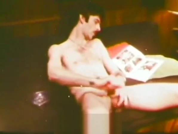 Man gets smokes weed and fucks (1970s Vintage)