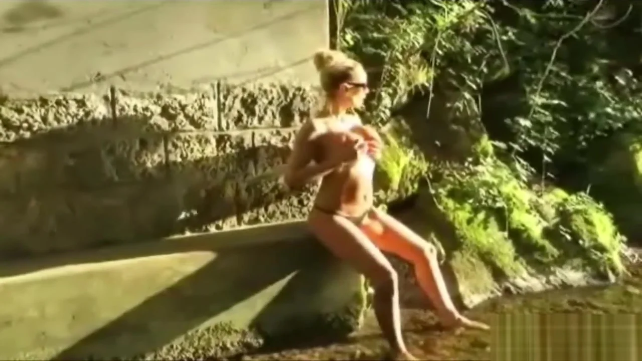 German Amateur teen 18+ Fuck with Stranger Outside in Forest