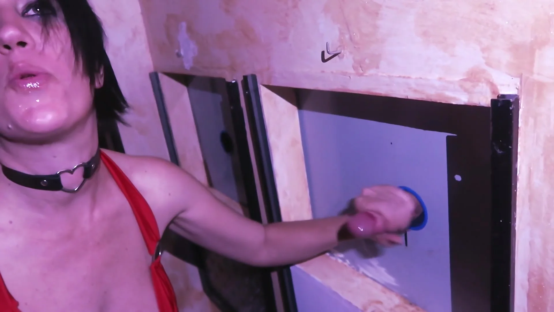 Wife Four Cumshots In Mouth In Glory Hole
