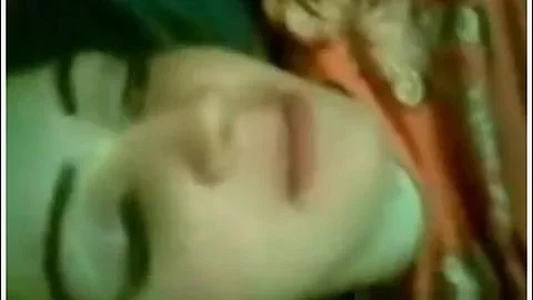 Arab girl get banged by two