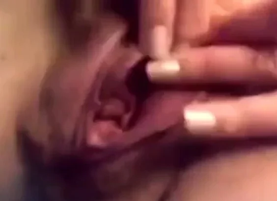 Granny pussy masturbation