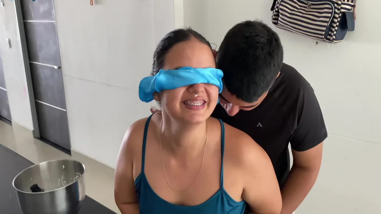 Big Natural Ass Girlfriend Accidentally Got Creampie