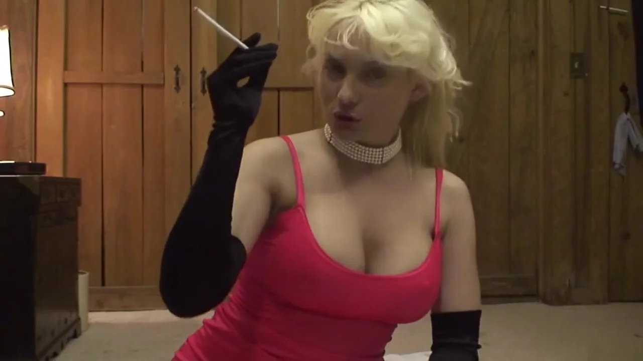 120 Smoking Milf