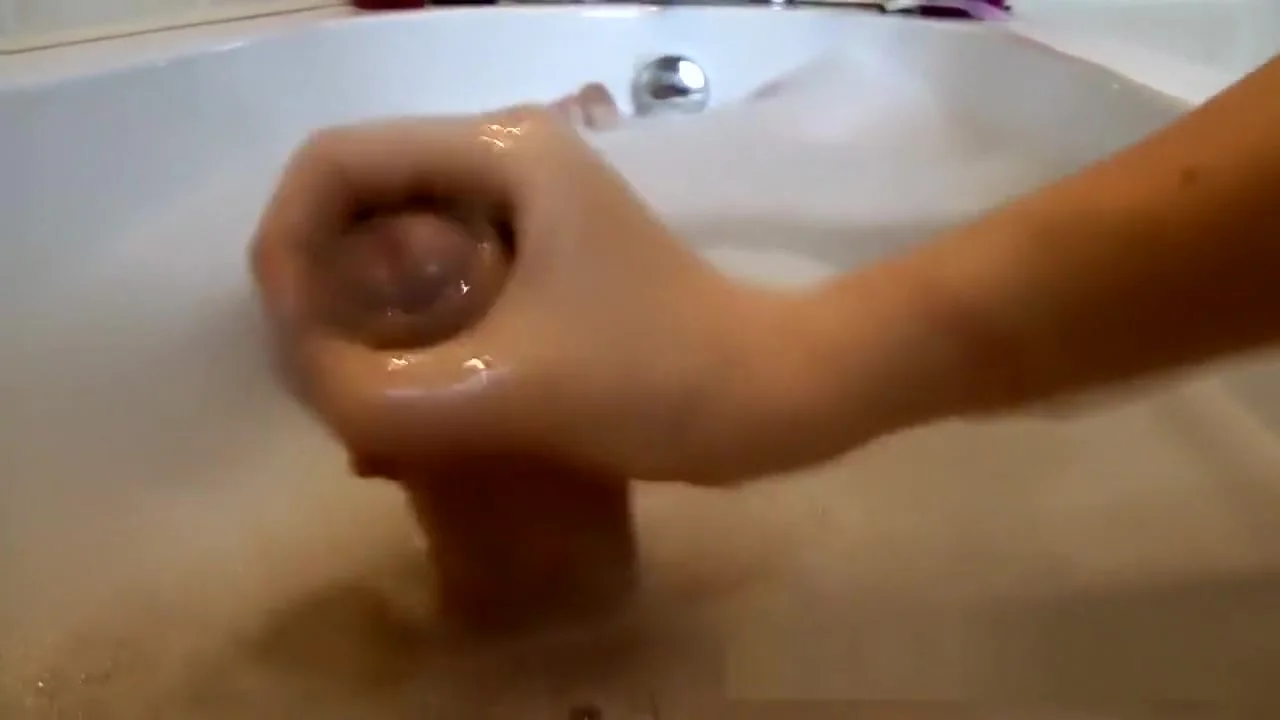 Hot Bathtub Handjob