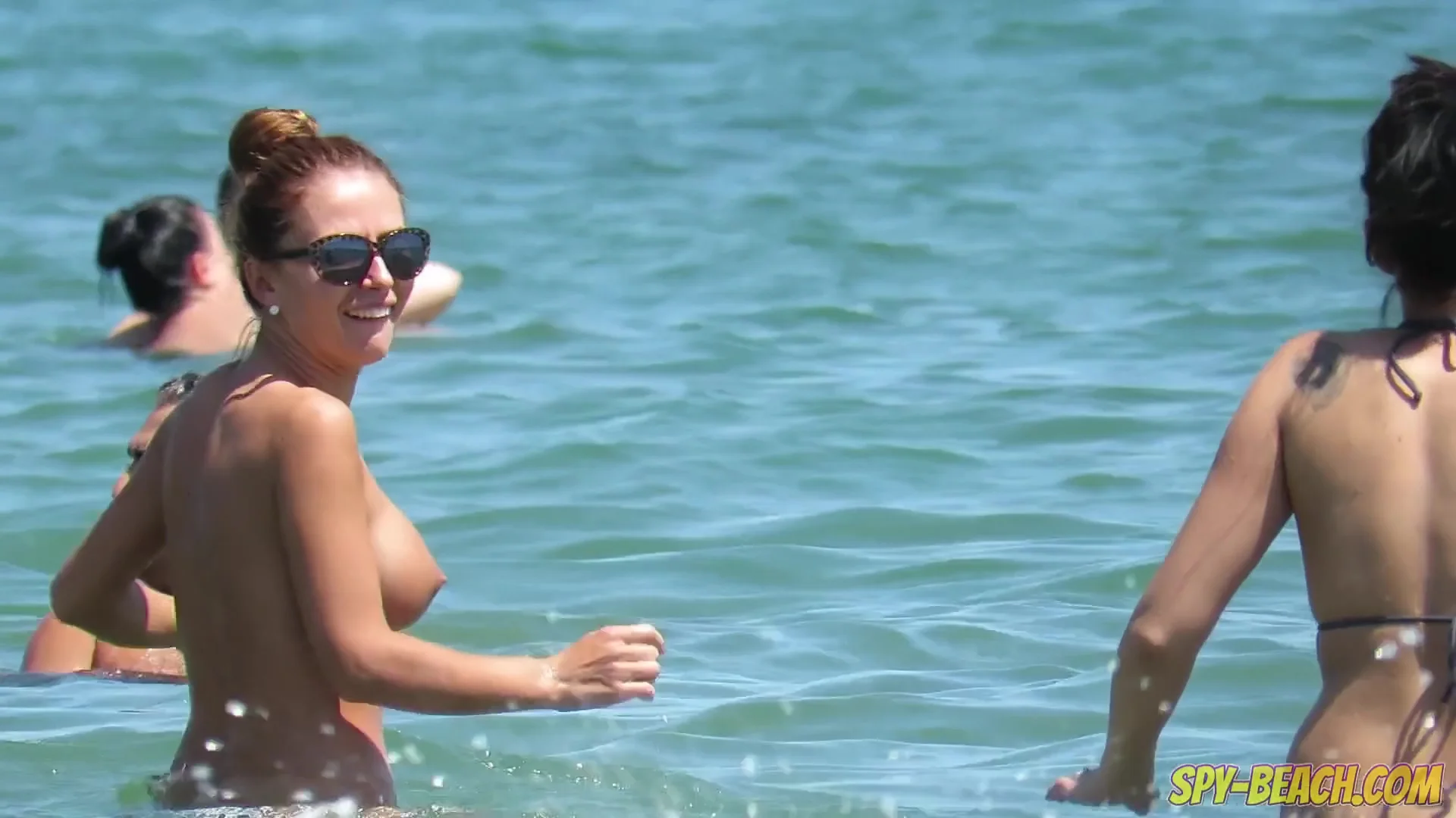 SpyBeach Hot Amateurs Topless Beach Sexy Big Tit