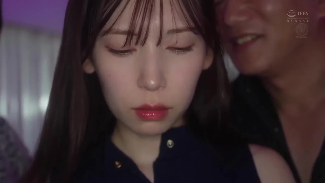 ZYKN59 Cuteeeee Asian cool BABE