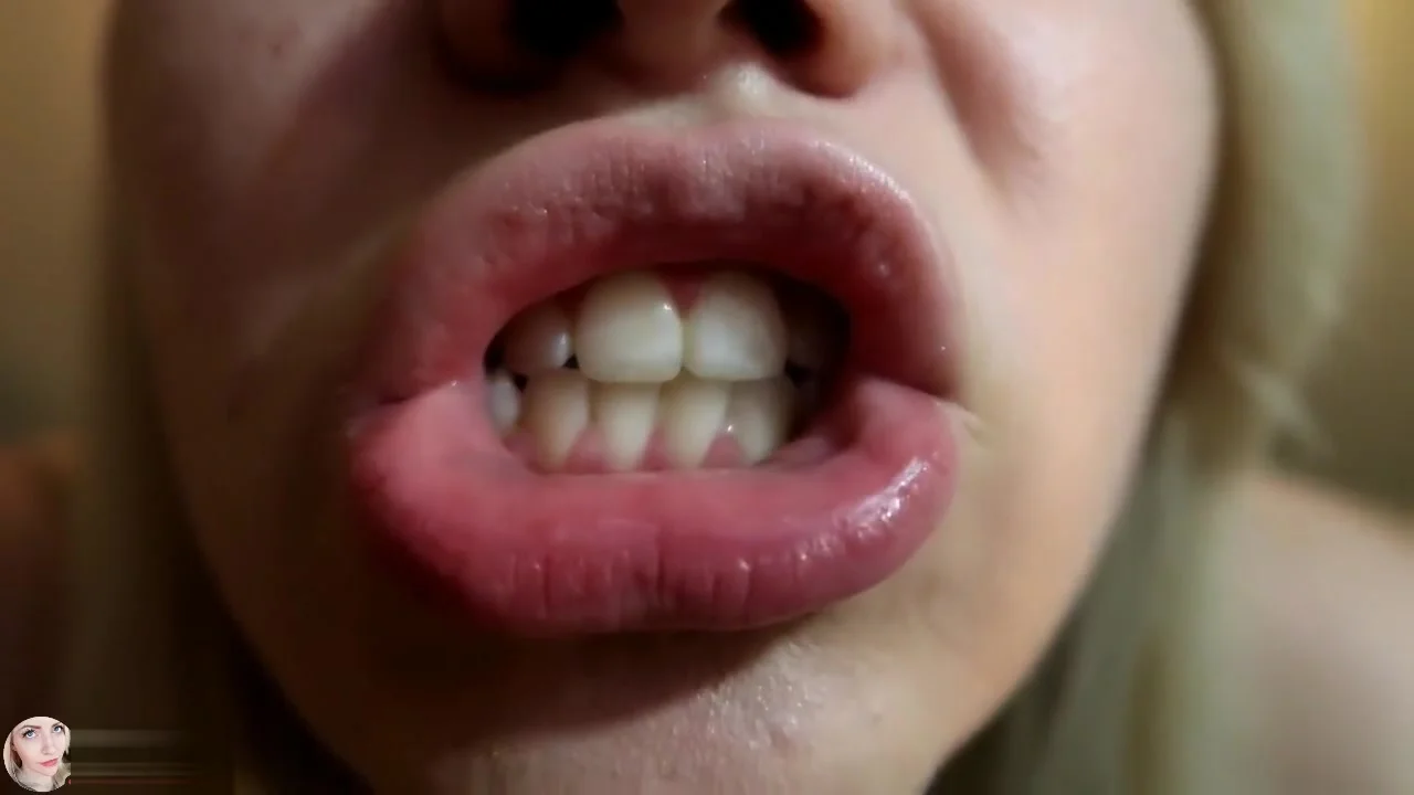 Mila's Square Lips JOI