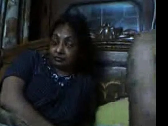 indian couple in cam