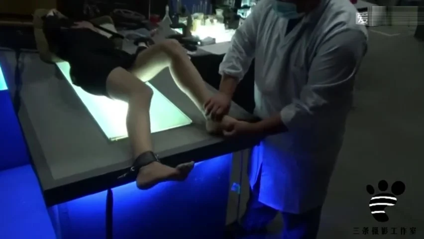 asian scientist tickle