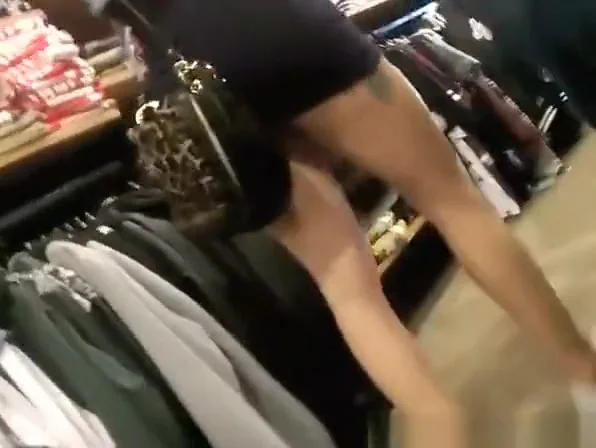 teen 18+ upskirted at cap store