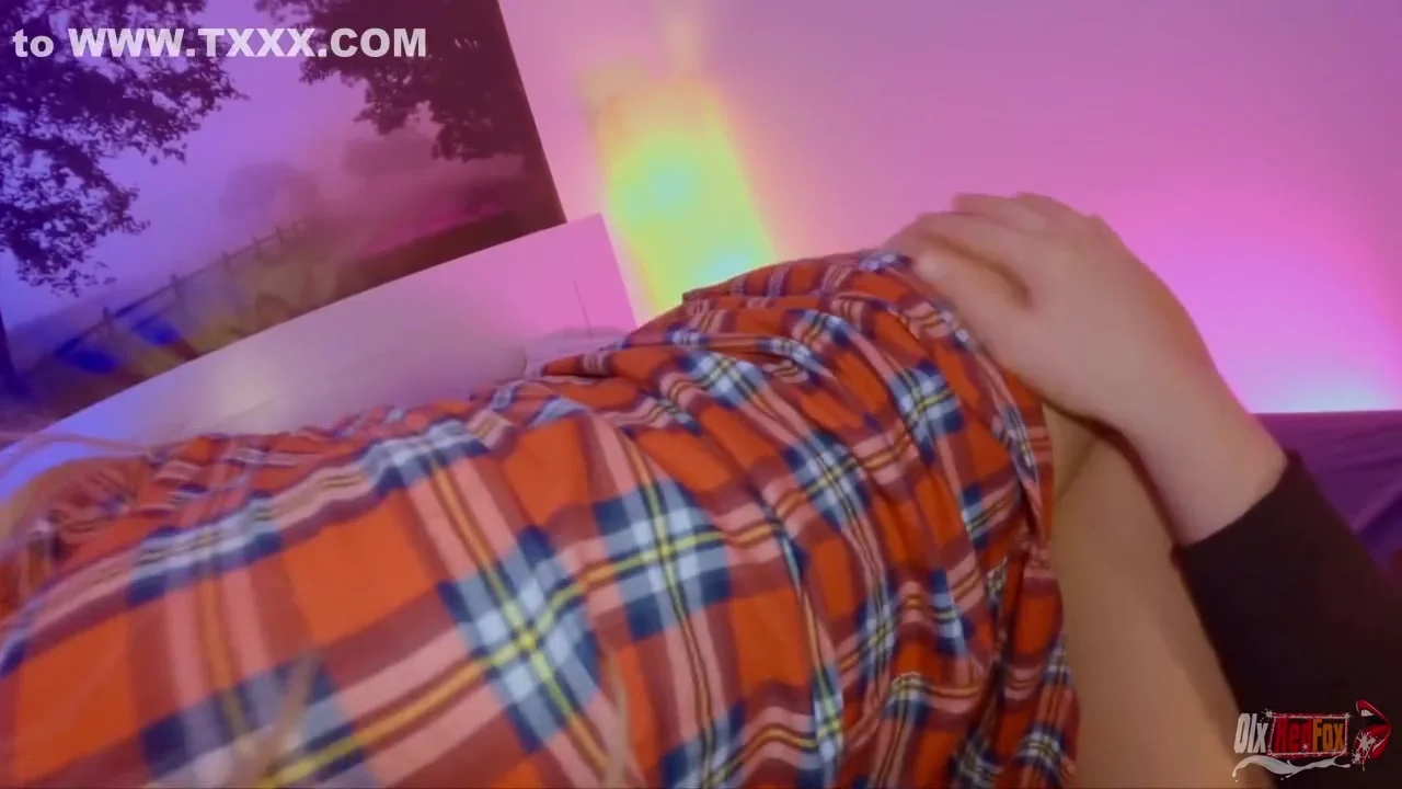 My Hot Step Sister Teases Me With Her Bare Ass. I Started Jerking Off And She Caught Me. Made A Blowjob And Gave To Fuck