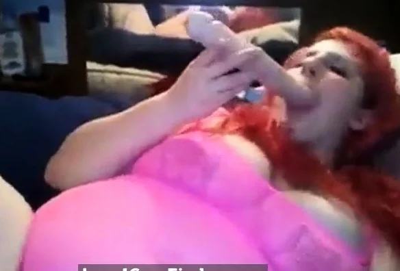 Redhead pigtails play with pussy with a dildo - negrofloripa