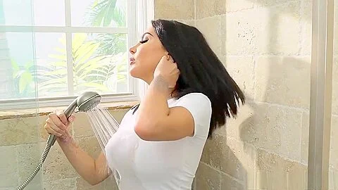 Latina with amazing curves fucked in the shower