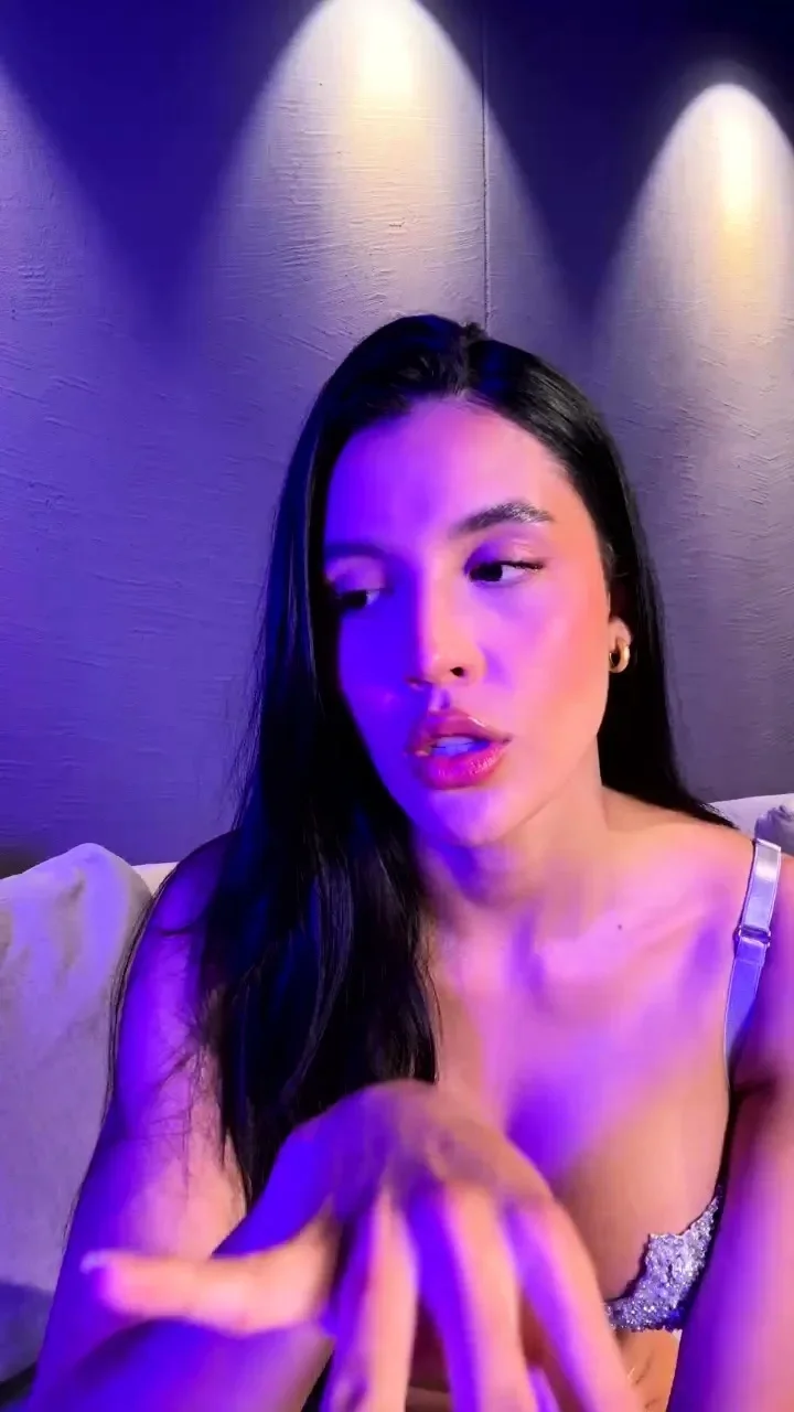 Confident athletic Hanna Miller blowjob video full