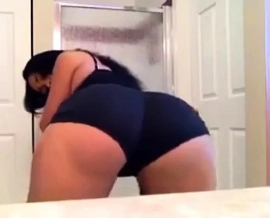 Cubana Lust + Bathroom