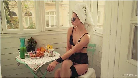 French Breakfast - Ava