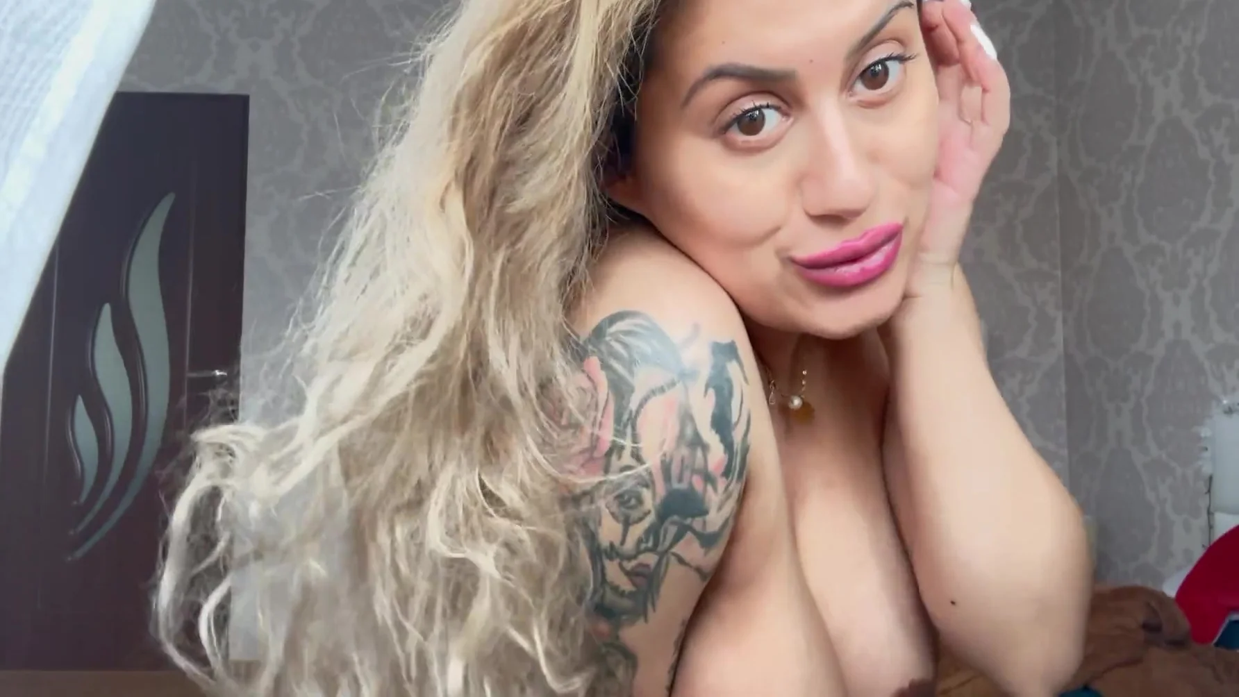 Big Boobs Blonde Loves To Masturbates Alone