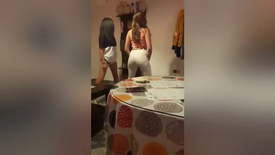 Spanish Girls Twerking