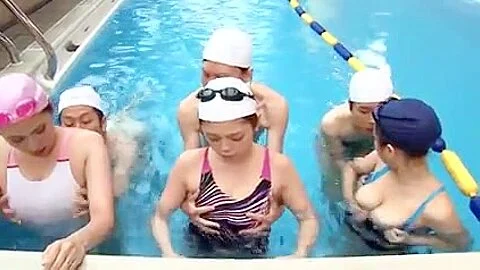 Japanese swimming game 2