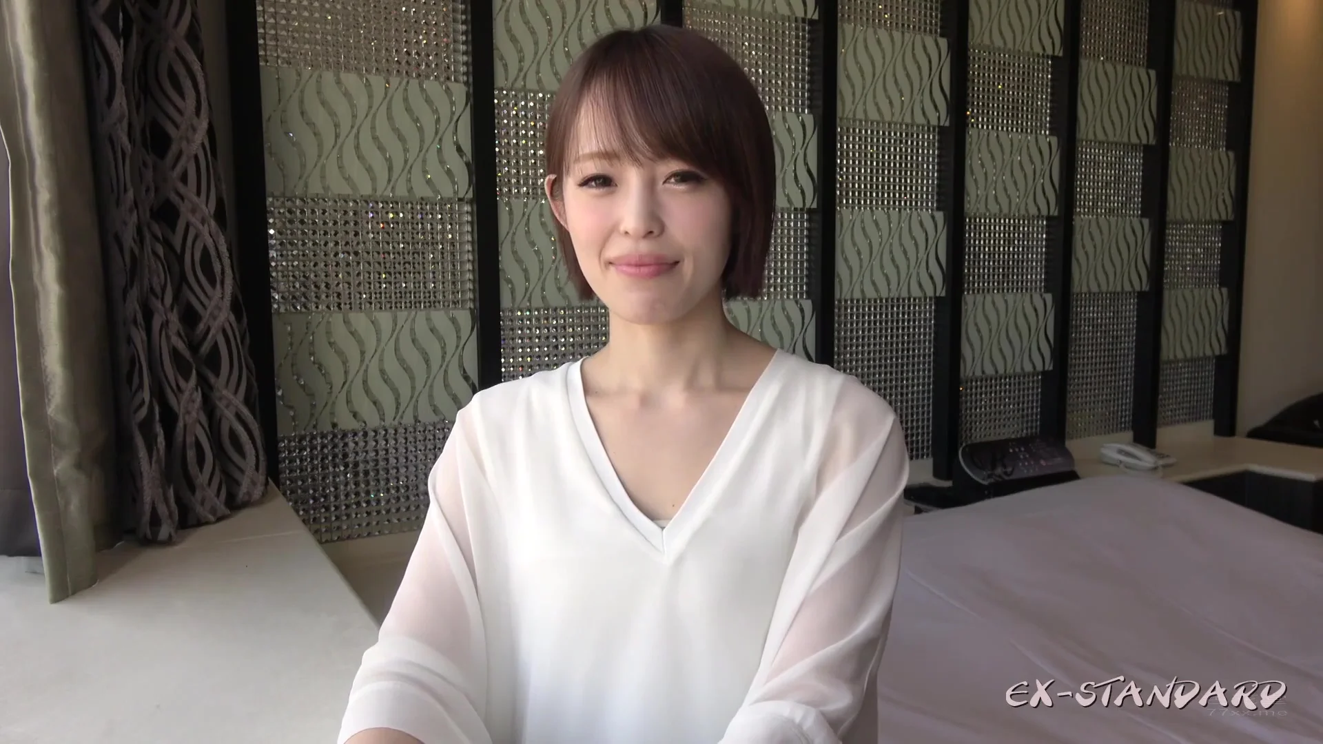 Slim Short Hair Japanese Girl