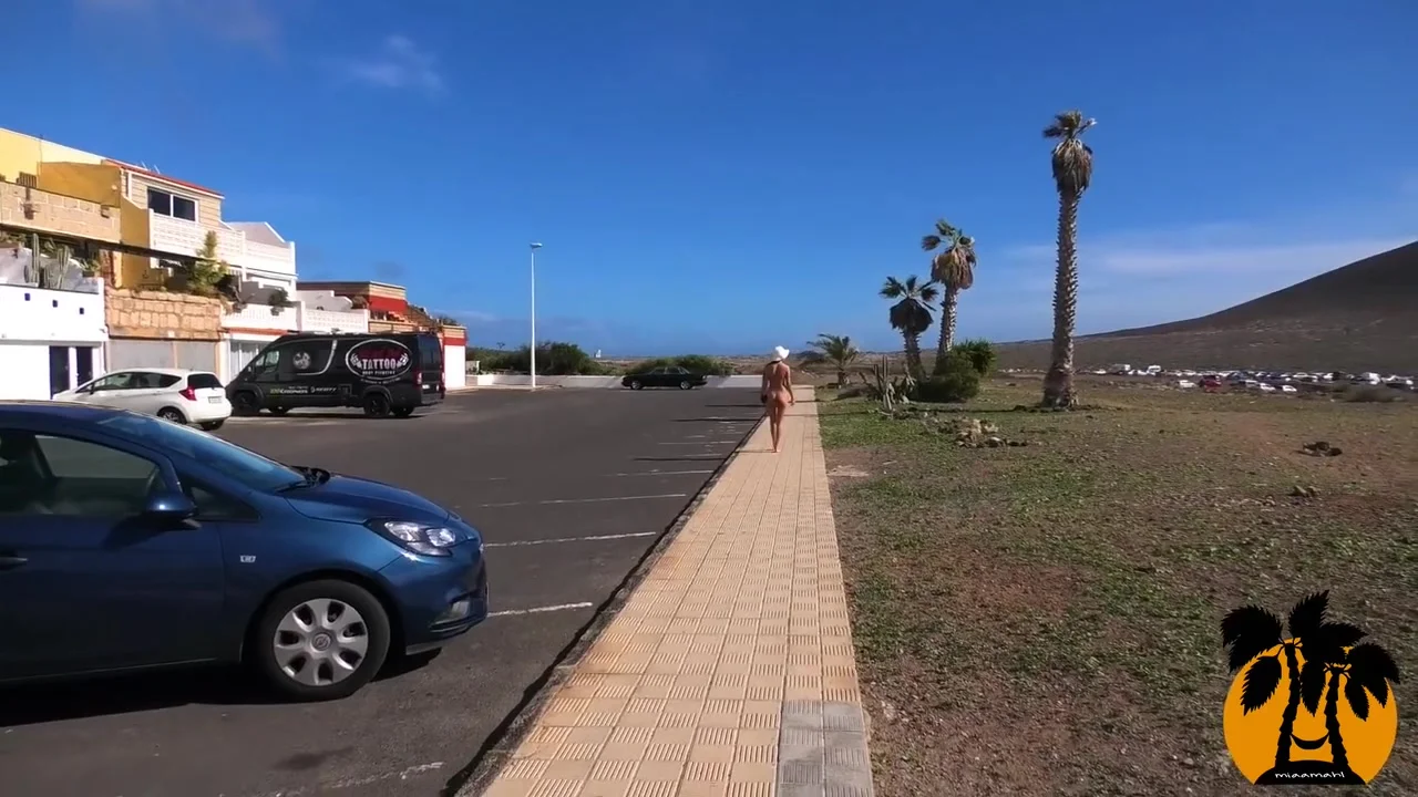 Risky Naked Walk Down The Street. Public Nudity Miaamahl