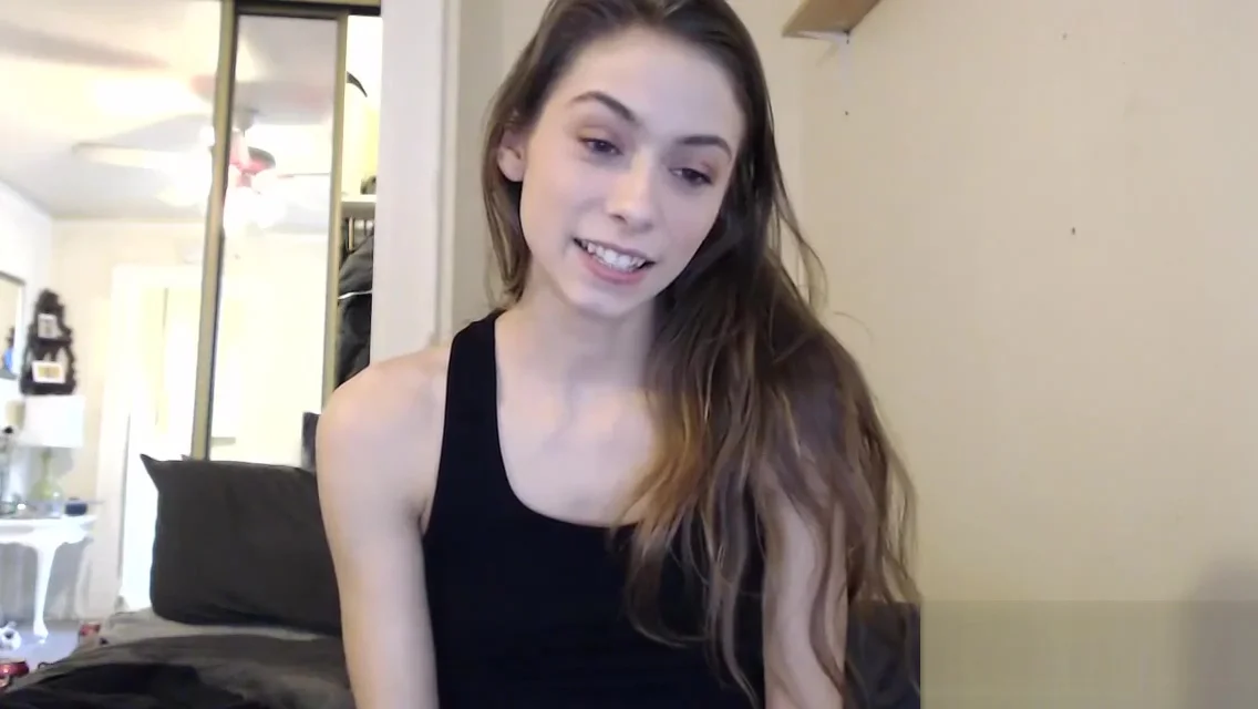 xcam.xyz - lorynpetitexfilms hot webcam