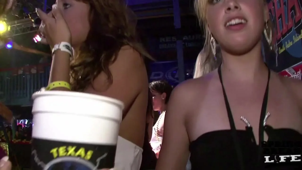 Spring Break Girls Club Flashing and Limo Ride
