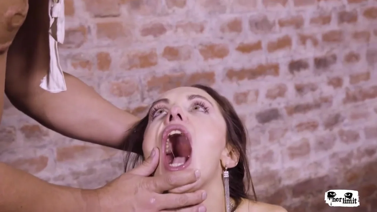 Sexy Russian Babe Gets Ass Fucked - Dominica Phoenix
