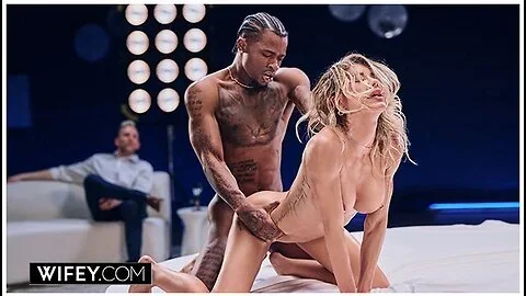 Fit Blonde Hotwife Cassie Bender Gets A Bbc Creampie In Front Of Hubby