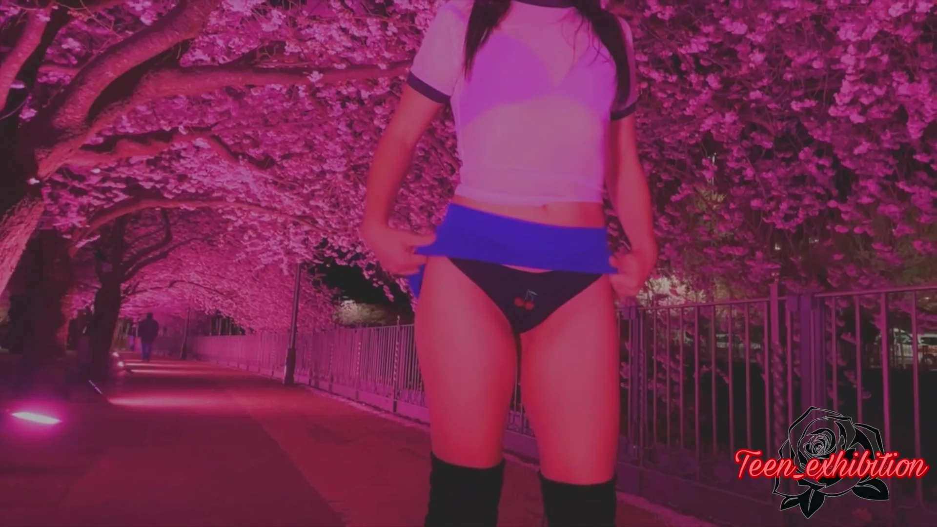 Young Submissive Stepsister In Public Undress And Masturbate In The Park Caught And She Obeys