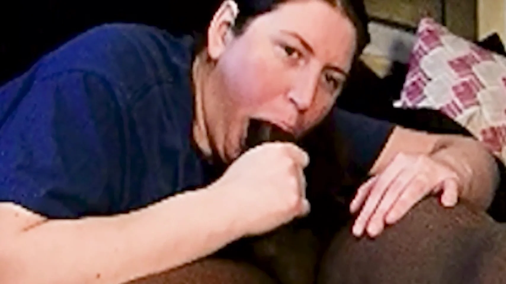 Succulent Samantha Swallowing A Black Cock 21 Min - Snow Bunny