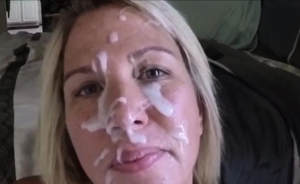 Milf Waits for the Cum to Dry After a Facial