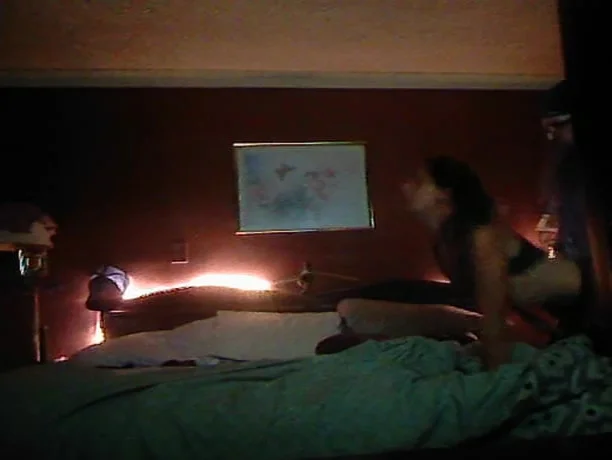 Amateur wife fucks stranger