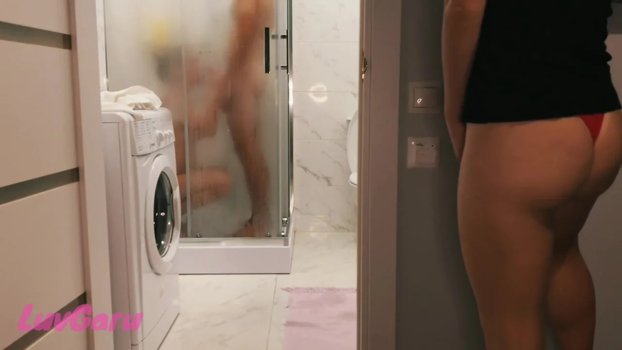 Luvgaru - Watching Like My Stepfather And Step mom Making A Baby In The Shower