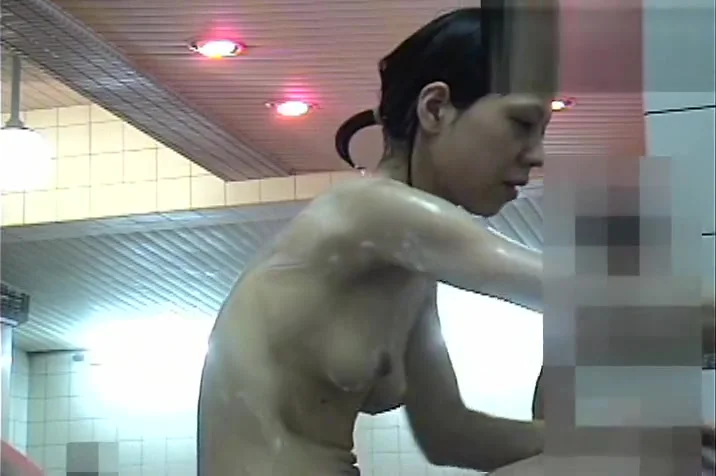 Hidden Spy Changing Room, Japan Clip Uncut