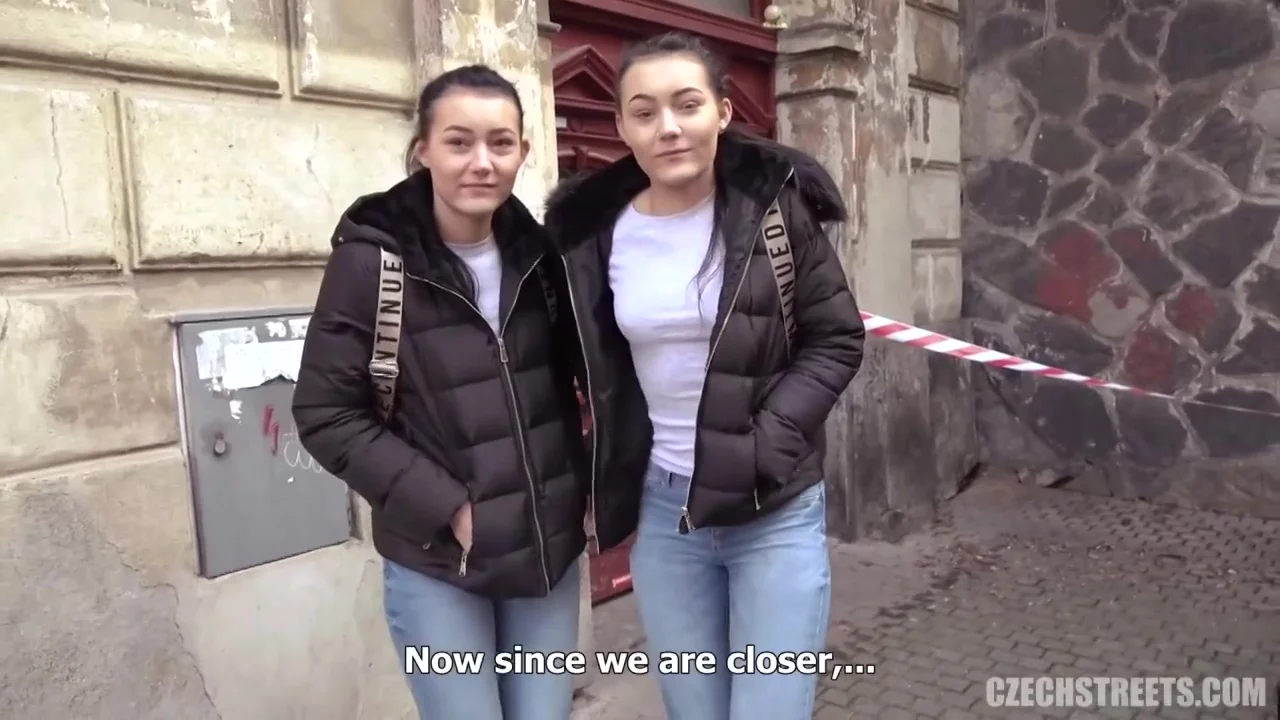 Zee Fake Twins Threesome Fun