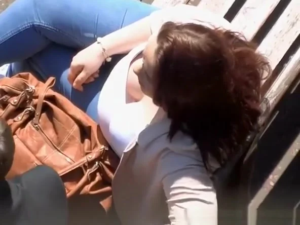Great down blouse view on big tits