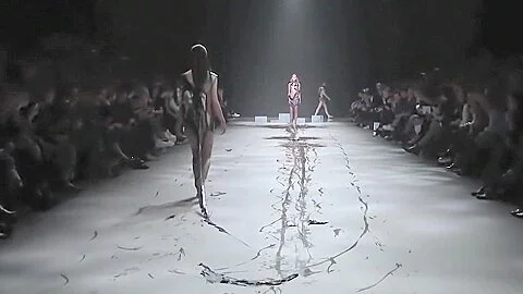 Fashionshow Full Naked Show Jef Montes in Fashionweek MB Amsterdam