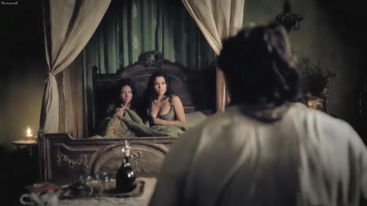 Black Sails S02E02 (2015) Jessica Parker Kennedy, Clara Paget