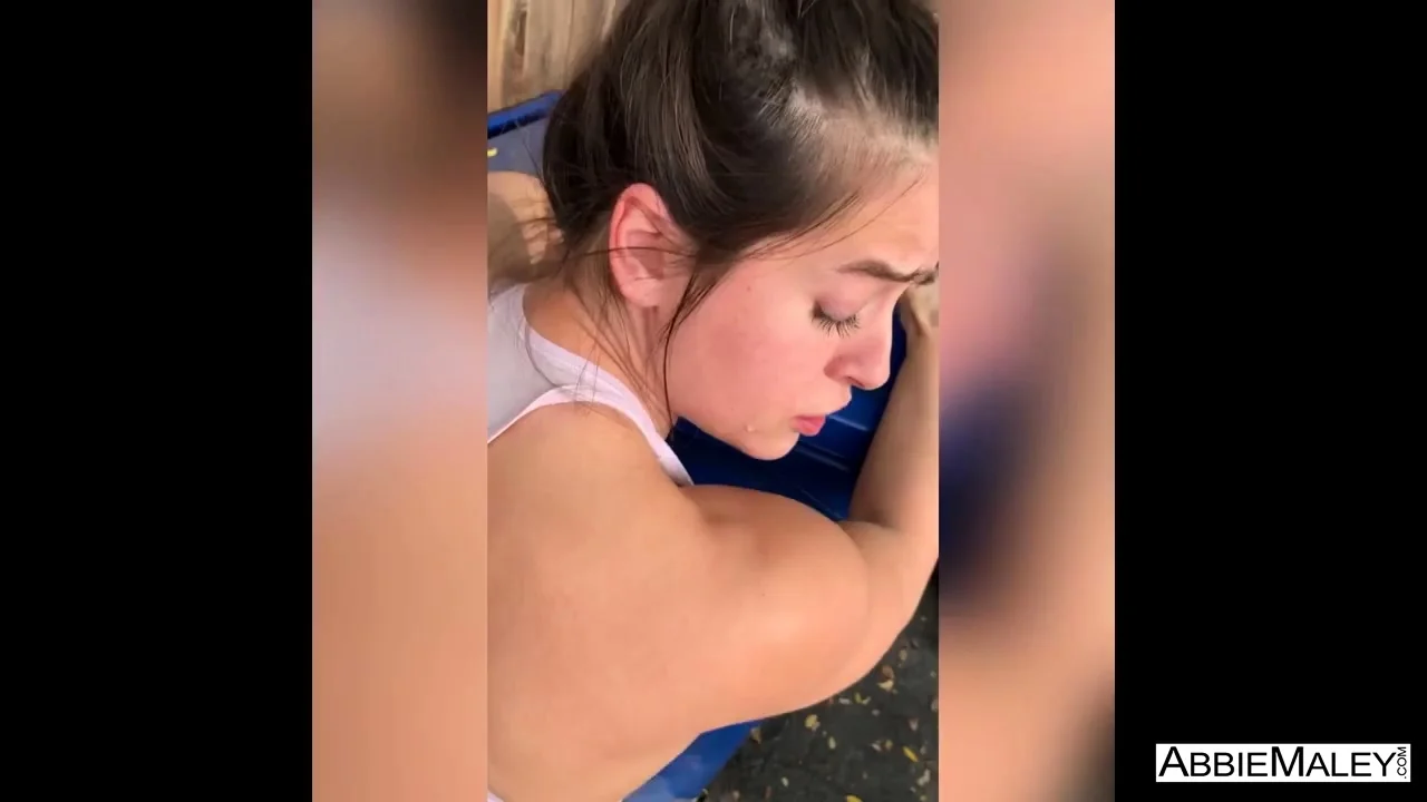 Abbie Maley - Abbie Super Sloppy Blowjob In A Car