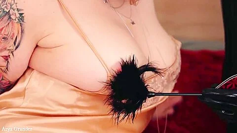 Sub Girl And Arya Grander - Erotic Video Of Latex Femdom Mistress And Her Pretty Boobs An