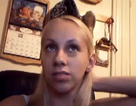 preggo blonde wiht big areols