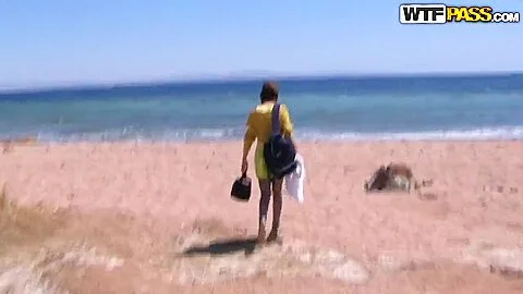 Tourists wanted to have some extreme during their vacation