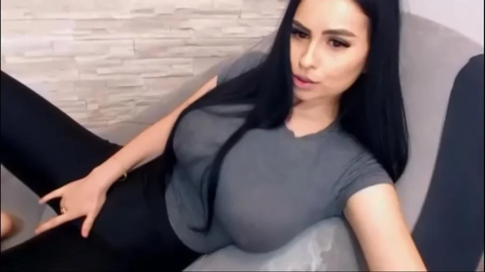 Nice Brunette Solo Masturbation On Webcam Show With Per Fection